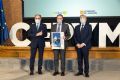 La Asociación de Colegios Profesionales de Aragón recibe el Premio Especial de Cepyme